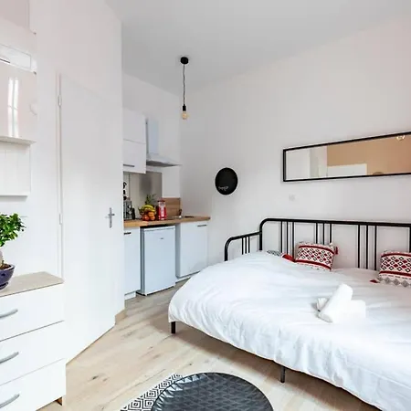 Studio Cocooning-plein Centre Ville D'angouleme דירה *